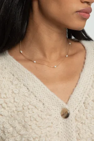 PEARL DETAIL NECKLACE